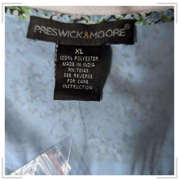 Floral Blue Women's Top - Picture 4 of 7